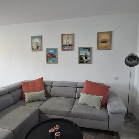 Maison Rénovée Au Calme - 4 Pers. - Fr-1-879-36 Saint-Nazaire-sur-Charente